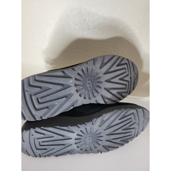 UGG Australian Riley Grommet Classic Suede ANKLE BOOTS Size 8 - Picture 4 of 7